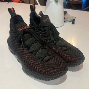 Lebron Basketball Shoes